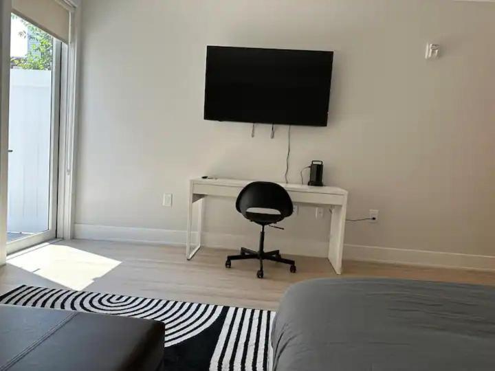 Luxury Stay For Nyc Visit Jersey City 7 Min Walk Nyc Train Station Buitenkant foto