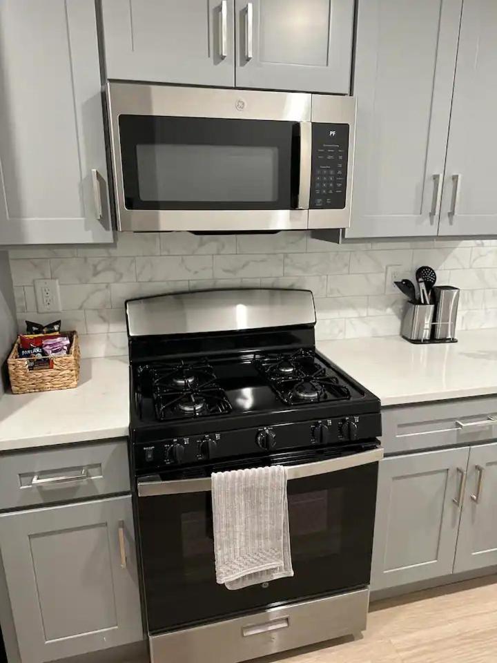 Luxury Stay For Nyc Visit Jersey City 7 Min Walk Nyc Train Station Buitenkant foto
